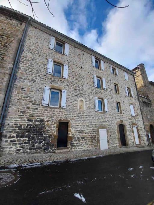 Logement Moderne Au Coeur Du Village Saint-Georges-de-Luzencon Екстер'єр фото